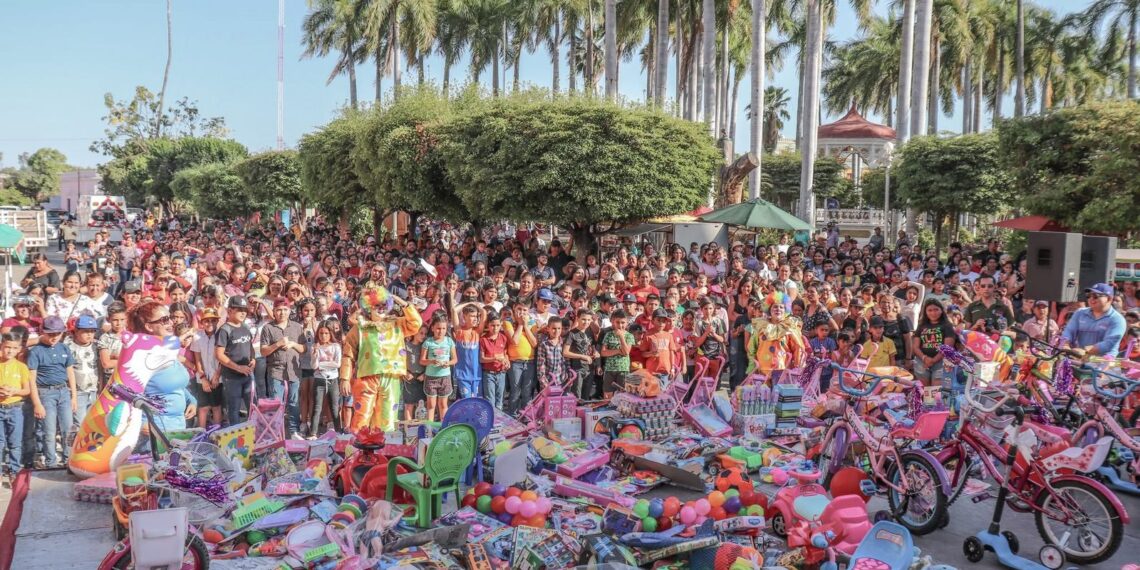 El alcalde Gildardo Leyva y DIF Municipal invitan a festejar el Día de las Niñas y los Niños