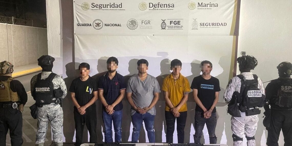 ¡Otra vez en un motel! Detienen a cinco hombres armados en Culiacán