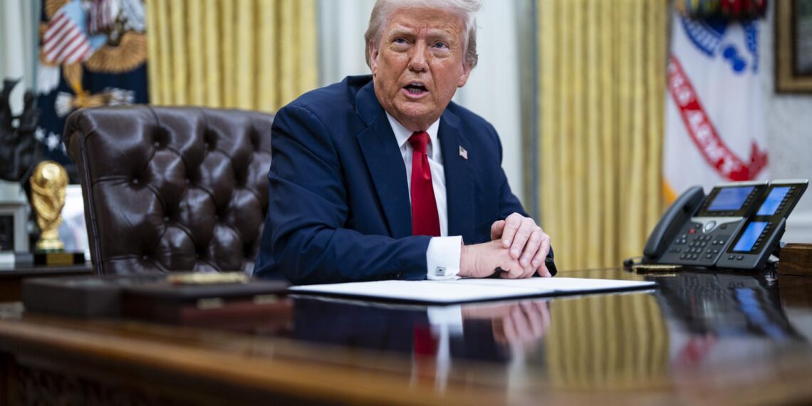 Trump anunciará otra tanda de aranceles este 2 de abril, en el “Día de la Liberación” de EE.UU.