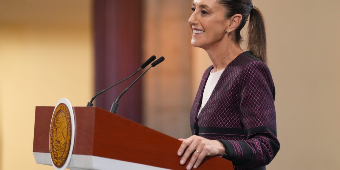 Anuncia FCE lanzamiento de colección “25 para el 25” en América Latina para obsequiar 2 millones y medio de libros a jóvenes