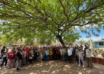 Senador Enrique Inzunza realiza asamblea informativa en comunidad de Mocorito