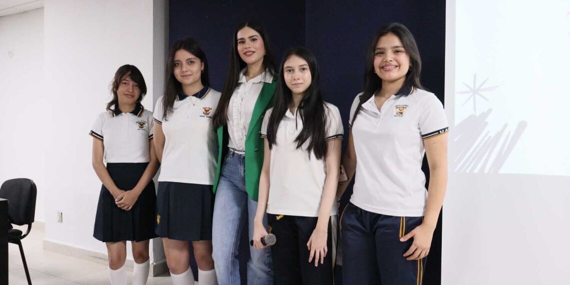 Con el taller “Educación Integral: Habilidades comunicativas como clave del éxito académico y personal” la preparatoria Emiliano Zapata Implementa el Proyecto Escolar: Alumnas Destacadas.