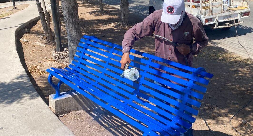 Rehabilitan y limpian parques públicos en Ahome