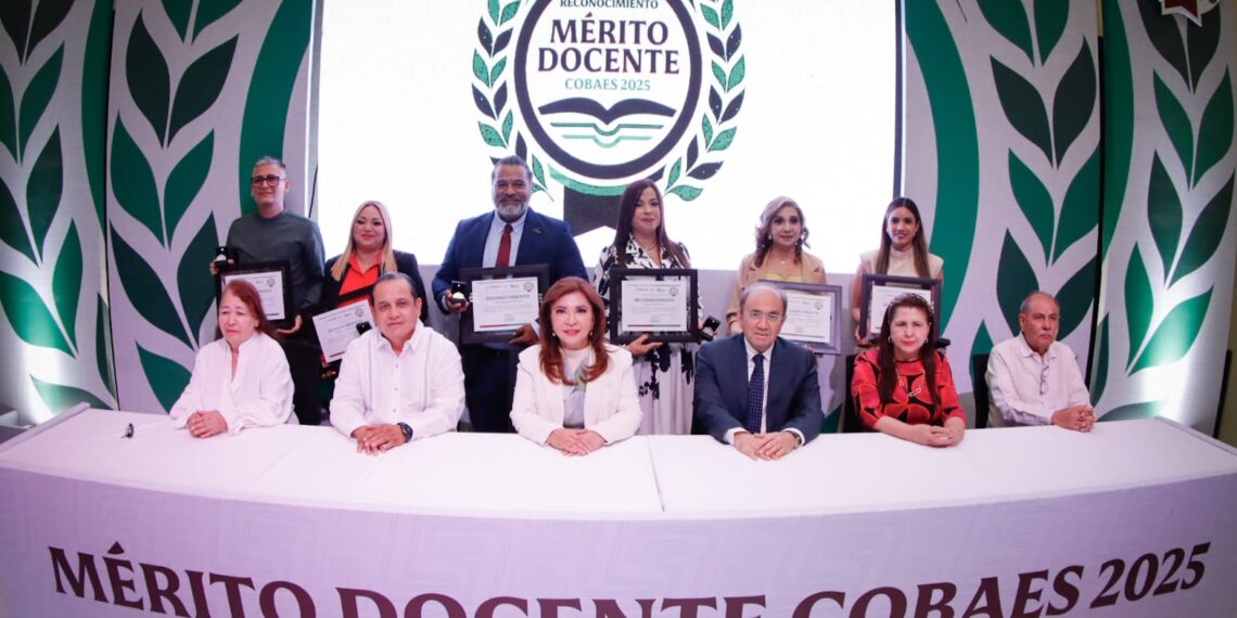 COBAES reconoce la vocación y excelencia de sus docentes con el “Mérito Docente 2025”
