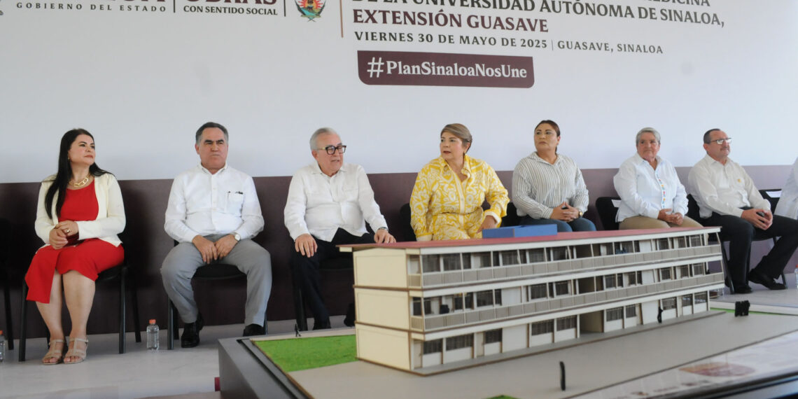 ¡Compromiso cumplido! Gobernador del estado y Rector de la UAS dan banderazo de continuidad en la construcción de la Facultad de Medicina Extensión Guasave