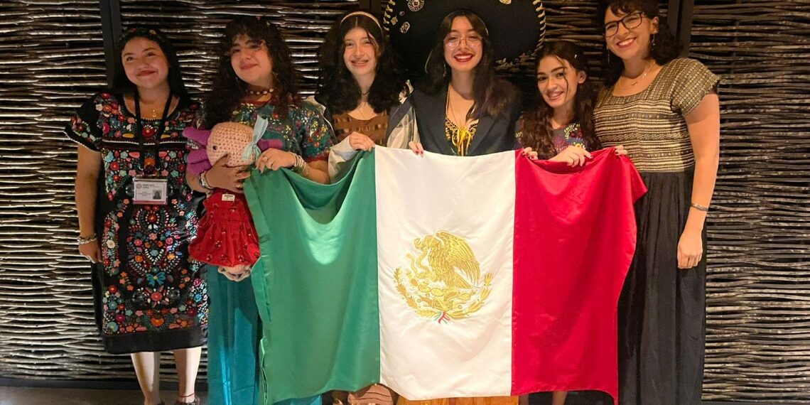 Ángela María Flores, de la Preparatoria Emiliano Zapata de la UAS, gana mención honorífica en la Olimpiada Europea Femenil de Matemáticas 2025