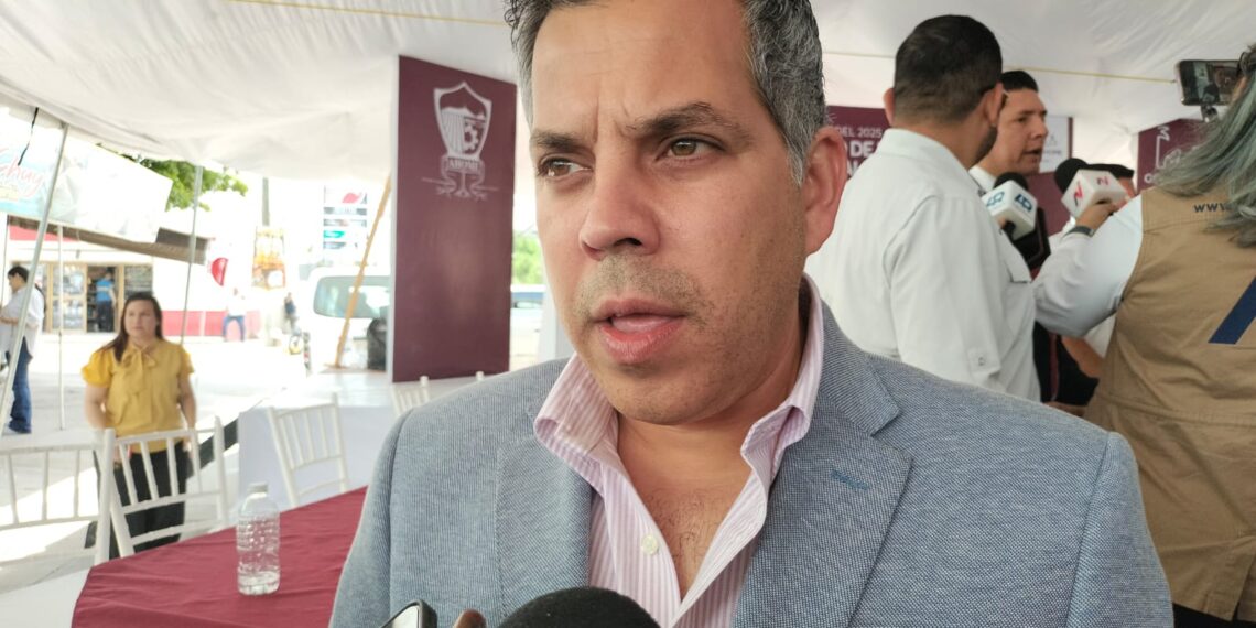 Juan Antonio Garibaldi pone a disposición su renuncia al nuevo alcalde de Ahome