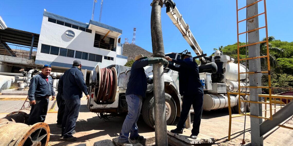 JAPAMA garantiza agua segura con limpeza de la planta Comisión Río Fuerte – NR | NOTICIAS
