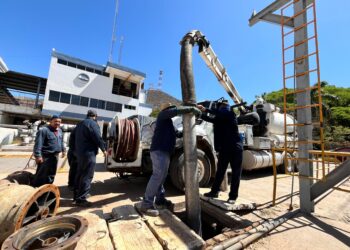 JAPAMA garantiza agua segura con limpeza de la planta Comisión Río Fuerte – NR | NOTICIAS