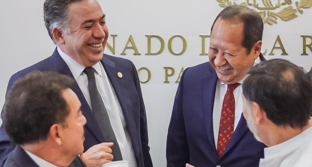 Enrique Inzunza participa en la instalación de la Comisión Permanente del Congreso de la Unión
