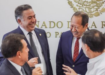Enrique Inzunza participa en la instalación de la Comisión Permanente del Congreso de la Unión
