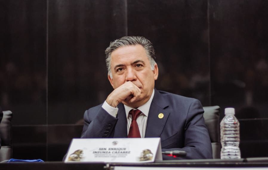 Enrique Inzunza presente en el primer conversatorio sobre Ley de Telecomunicaciones