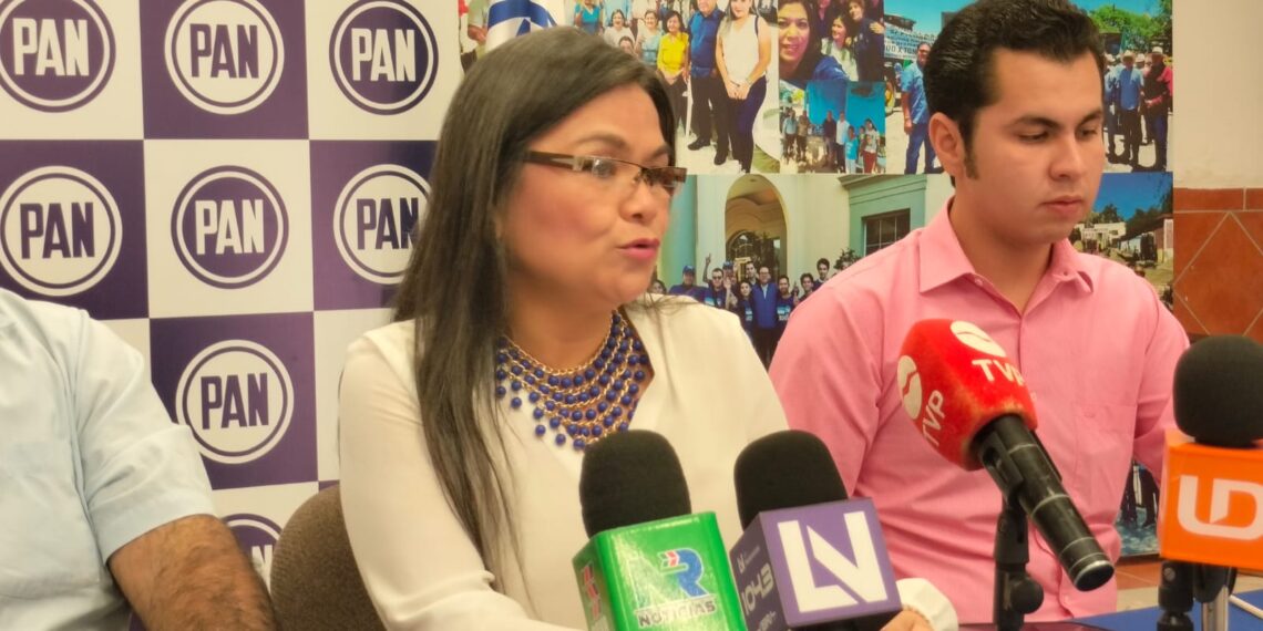 Regidora Lidia Adela Reyes pide resultados y gobernabilidad a nuevos funcionarios en Ahome
