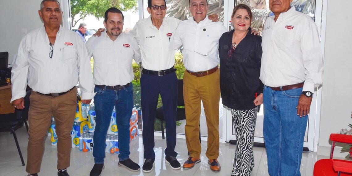 Antonio Menéndez y constructores de la CMIC acuerdan afinar estrategias de trabajo conjunto