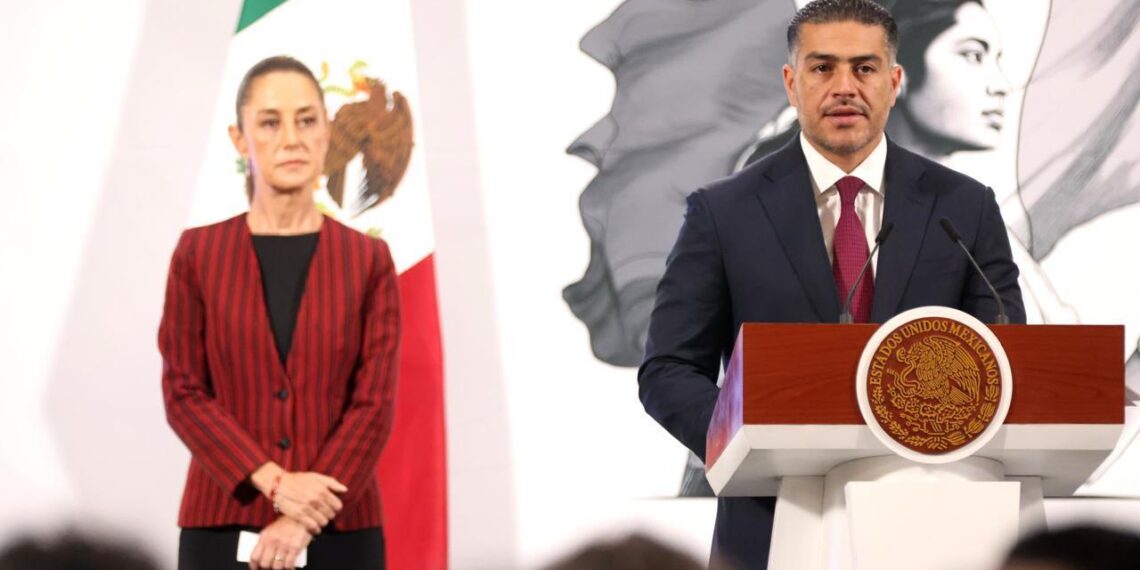 Presidenta Claudia Sheinbaum: gracias al trabajo permanente, cotidiano y coordinado del Gabinete de Seguridad se han incautado 10 mil 962 armas, 157 toneladas de droga, destruido 915 laboratorios y detenido a 21 mil 411 personas