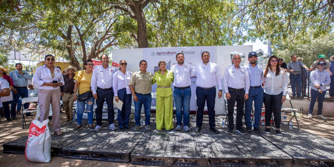 Ponen en marcha en Guasave entrega del programa de Fertilizantes para el Bienestar 2025
