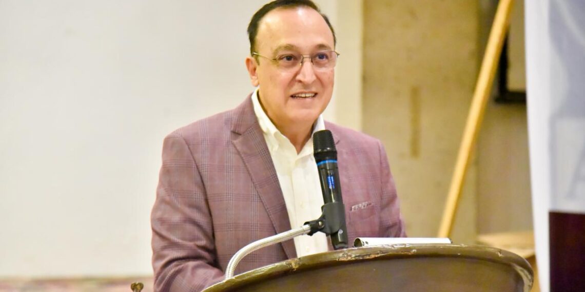 Antonio Menéndez reafirma su compromiso con una administración eficiente y de ahorros