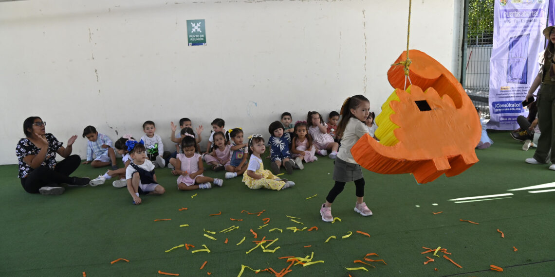 Niñas y niños de la Estancia Infantil de la UAS festejan su día en grande con temática safari, música, juegos y un sinfín de divertidas actividades