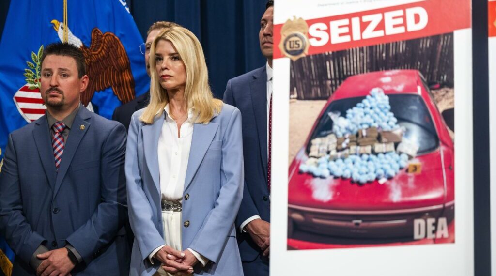 “Ellos deben hacer su parte”: Sheinbaum sobre decomiso histórico de fentanilo en EE.UU.