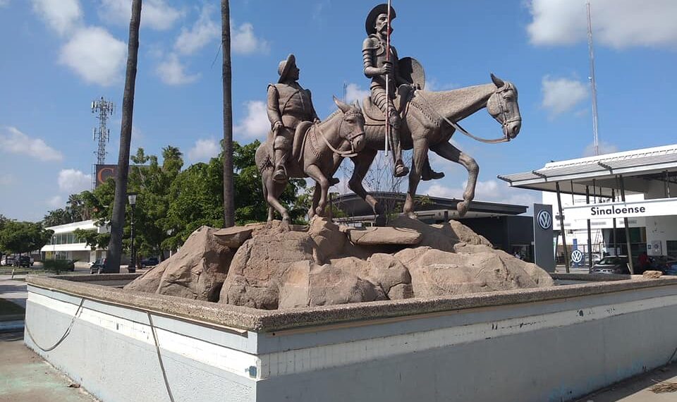 Alcalde de Ahome llama a respetar los monumentos tras video viral en el Quijote