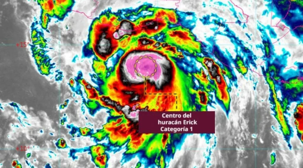“Erick” se intensifica a huracán categoría 1 en el Pacífico mexicano