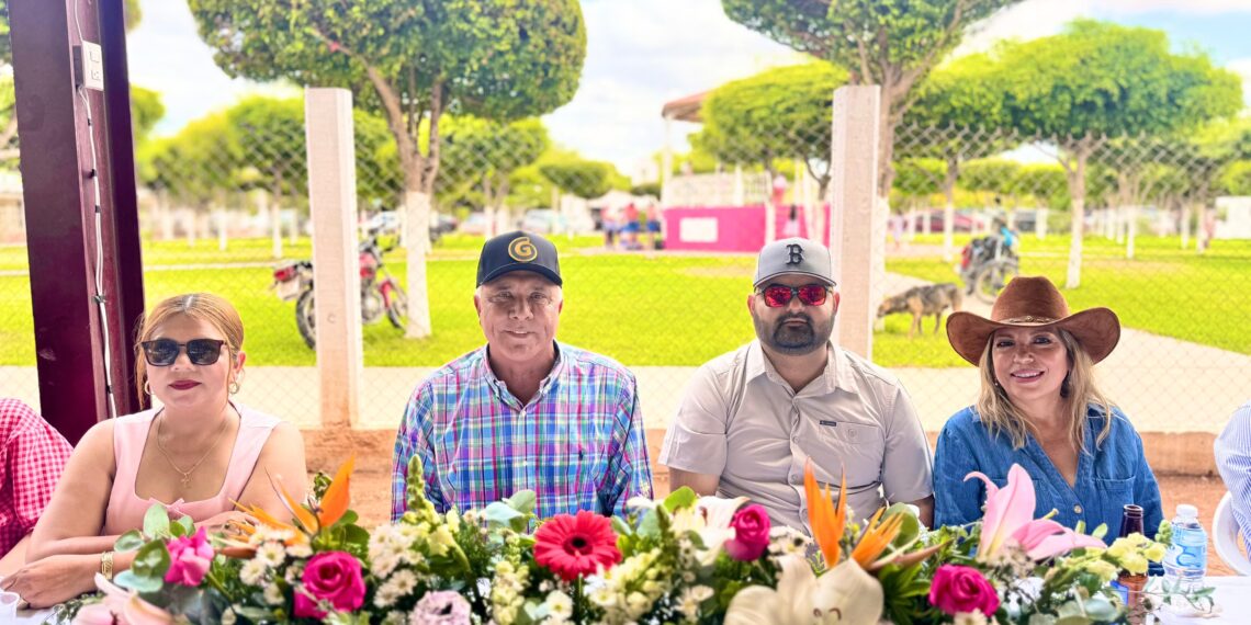 Alcalde Gildardo Leyva presente en la celebración del 63 Aniversario del Ejido Tepic