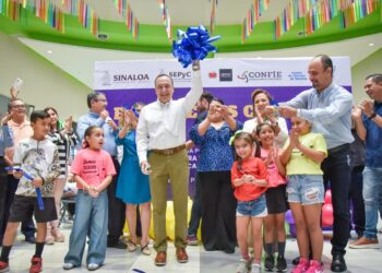 Autoridades impulsan la Expo Saberes 2025 en apoyo a la educación científica de la niñez