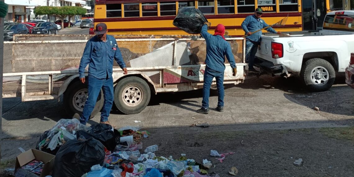 Continúan labores de limpieza en distintos puntos de la ciudad