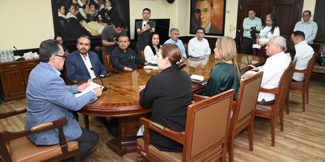 Anuncia el Rector Jesús Madueña a las y los funcionarios que lo acompañarán en su Administración Central en la UAS en el periodo 2025-2029