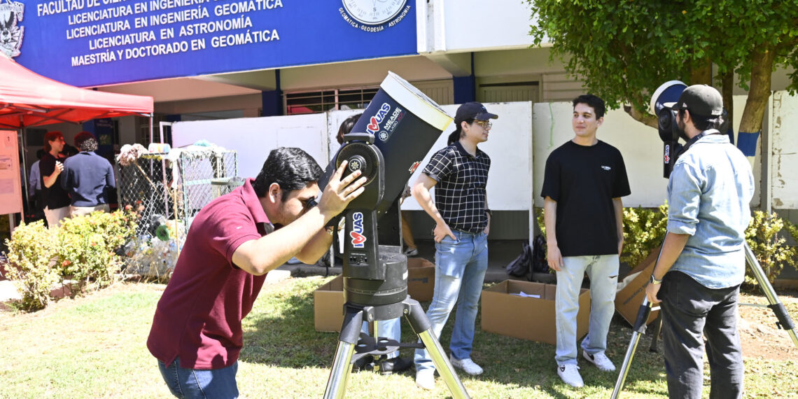 Inauguran primera Feria de Ciencias de la Tierra y el Espacio en la FACITE-UAS