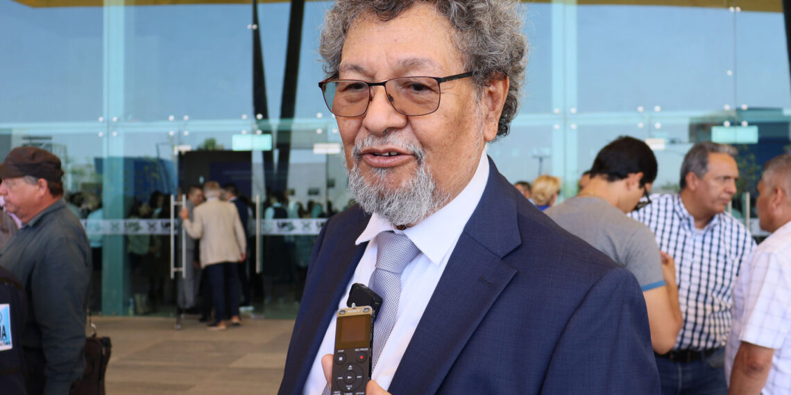 Empresarios y miembros de organismos colegiados reconocen el trabajo del Rector Jesús Madueña Molina.