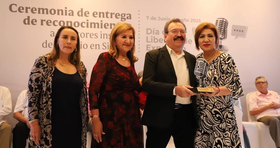 José Ramón Bojórquez recibe reconocimiento estatal como voz insignia de la radio sinaloense