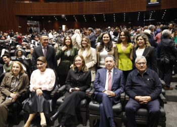 Senador Enrique Inzunza participa en inicio del periodo extraordinario en el Congreso