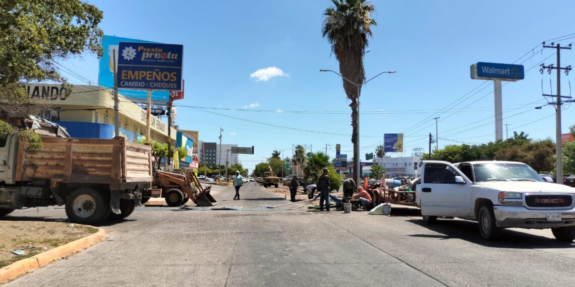 Alcalde de Ahome aclara la emergencia de la reparación del drenaje en el bulevar Rosales
