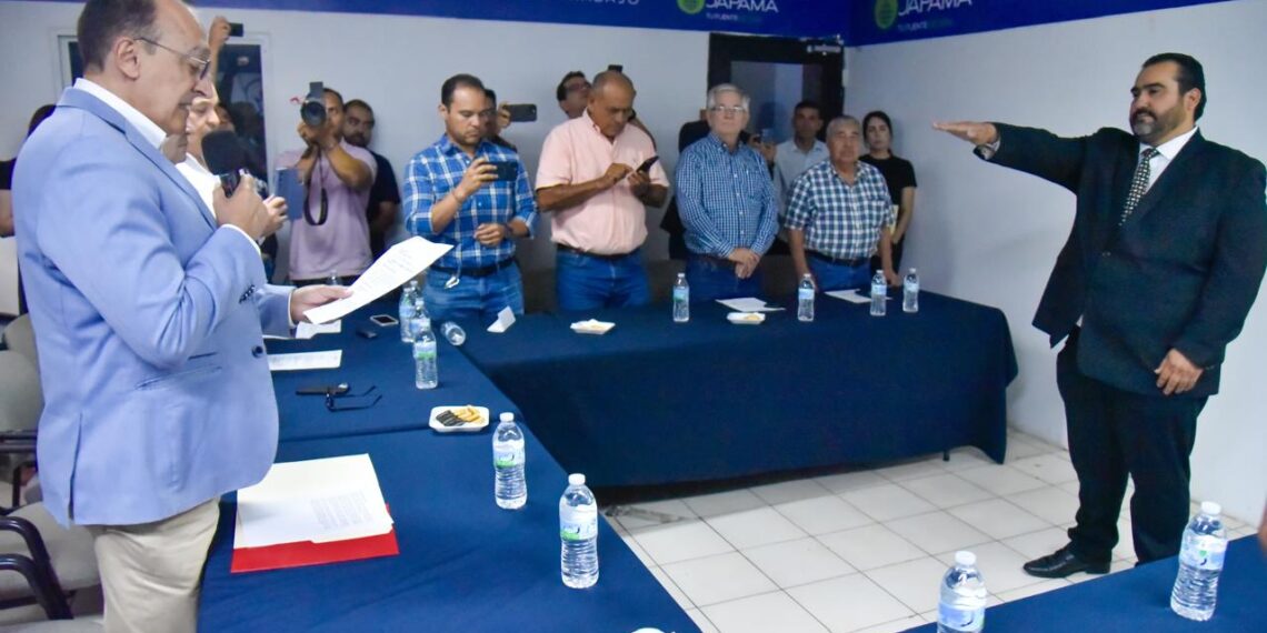 Emmanuel Higuera asume la Gerencia de Japama; Alcalde Menéndez y el Consejo le toman protesta