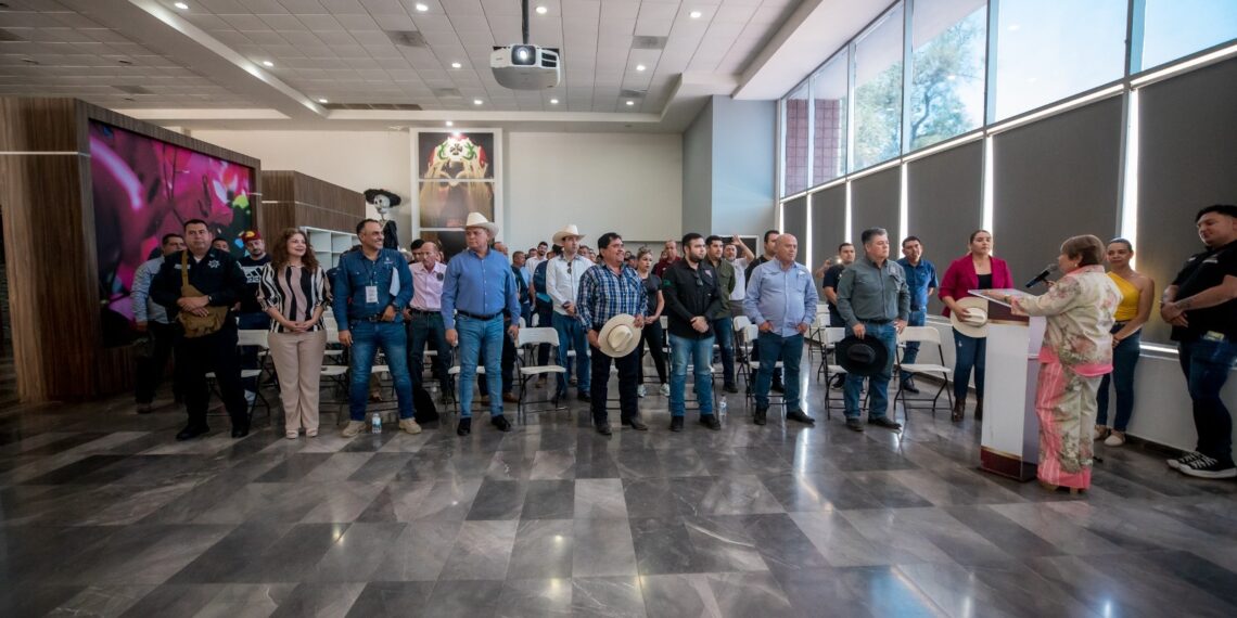 Guasave lidera acciones en favor de la ganadería; capacitan sobre el uso de la guía electrónica