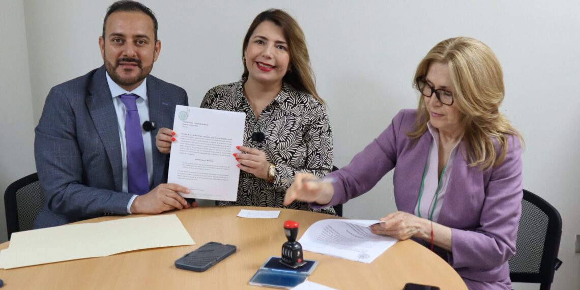 Ante alarmante aumento de riesgos digitales, diputados del PAN proponen regular uso de celulares en escuelas