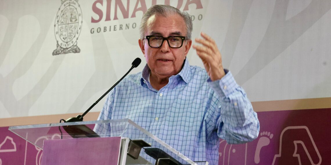 Anuncia Gobernador Rocha, entrega de equipamiento a pescadores sinaloenses, en agosto