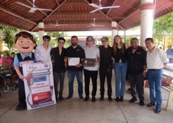 Entregan más de 200 mil pesos al Asilo Santa Rosa tras concierto benéfico