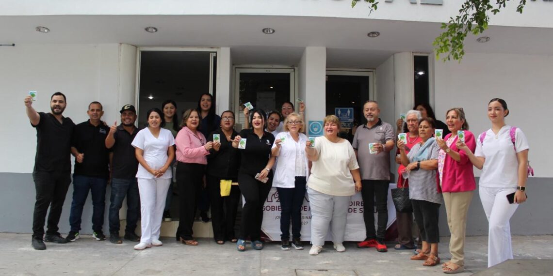 Salud Municipal instala módulos de distribución de suero para prevenir deshidrataciones y golpes de calor