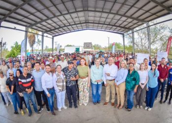 DIF Sinaloa lleva al Jitzámuri el Programa de Atención Alimentaria a Pescadores