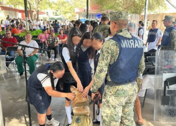 Personal Naval participó en “La jornada por la paz mujeres sin violencia”, en Ahome