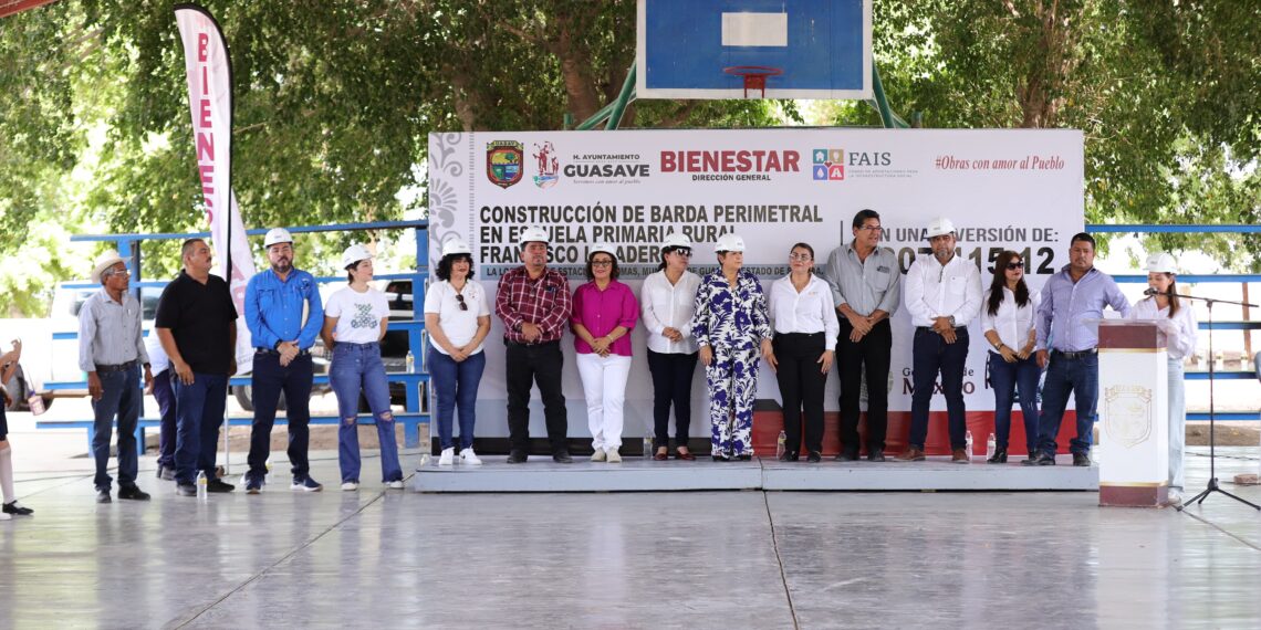 La alcaldesa pone en marcha ampliación del agua potable en El Sabino