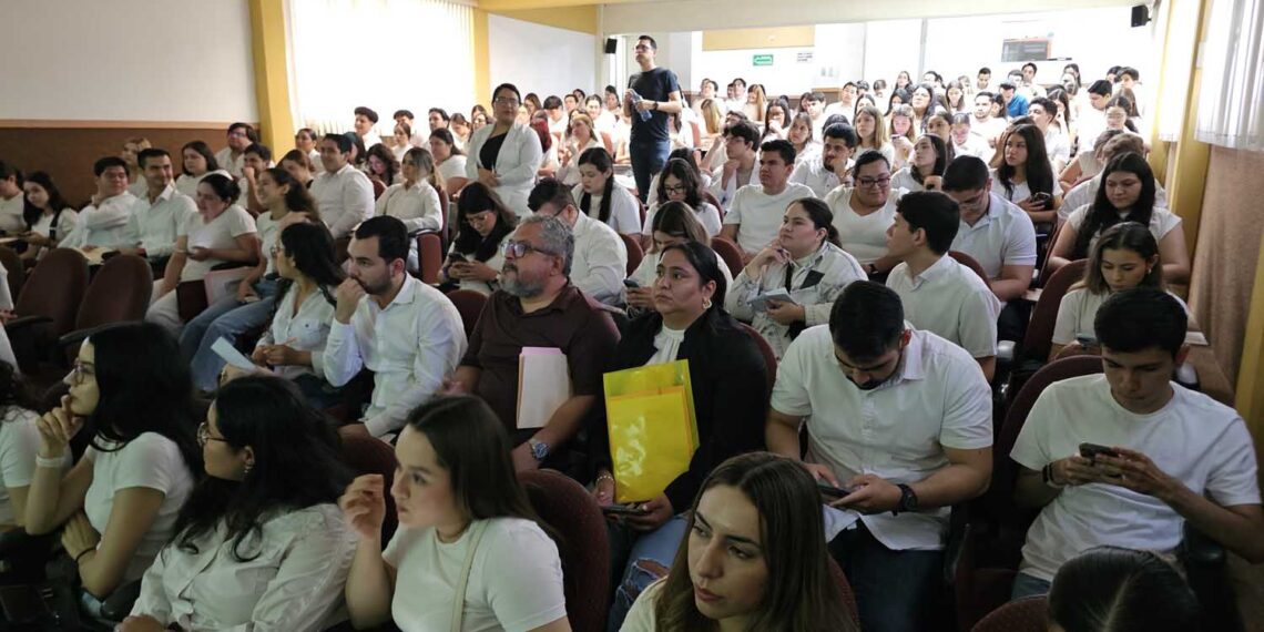 La Facultad de Medicina de Medicina de la UAS realiza la asignación de servicio social a estudiantes Medicina General