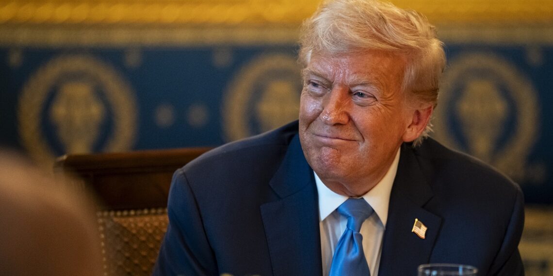 EE.UU. enviará más armas a Ucrania ‘para que pueda defenderse’: Trump