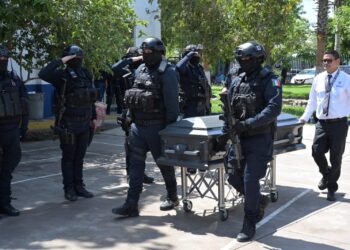 Rinden homenaje póstumo a policía estatal atacado en Los Mochis; estaba franco al momento de la agresión