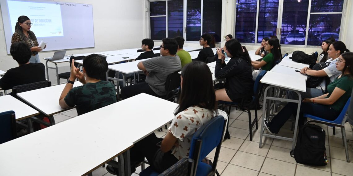Con una cobertura universal, la Facultad de Arquitectura de la UAS pone en marcha el curso de inducción con más de 900 nuevos alumnos.