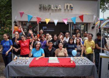 Celebran el 1er aniversario del Mercadito de la Inclusión