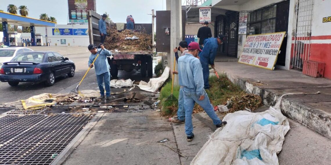 Servicios Públicos intensifica trabajos generales tras lluvias en Los Mochis