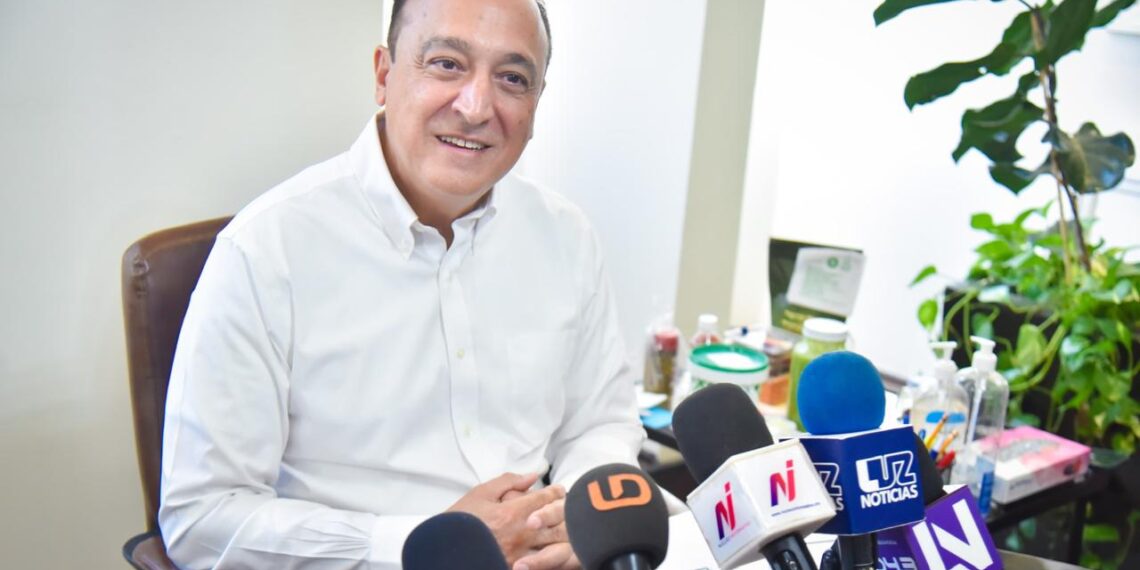 Presidente Antonio Menéndez descarta distracciones políticas; el enfoque debe ser el servicio público